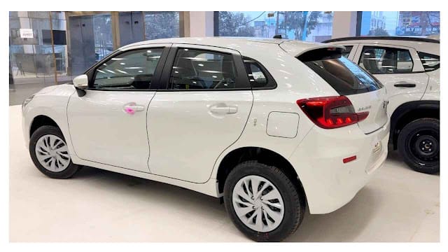 At ₹6.80 Lakh, This Car Offers a Four-Cylinder Engine, Premium Feel, and Strong Mileage – Here’s Why This Variant Sells the Most