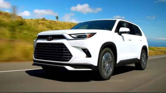 13 New Cars Launching in Jan 2026: The Return of Duster, Sierra EV & Scorpio N (Full List)